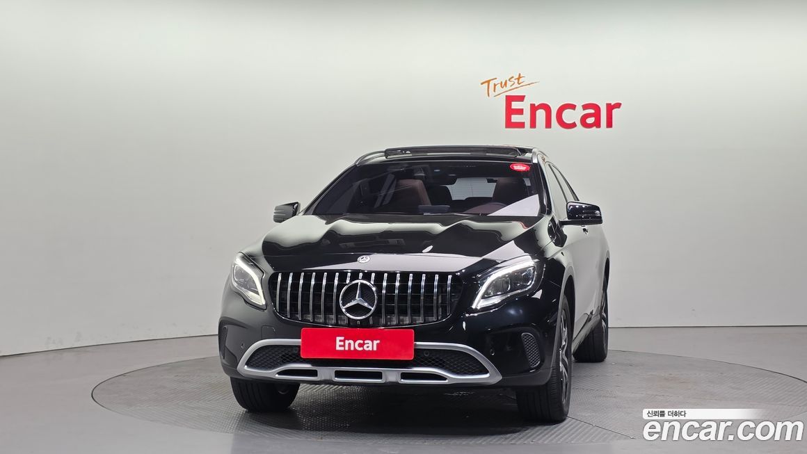 Mercedes-Benz GLA-Class 2018