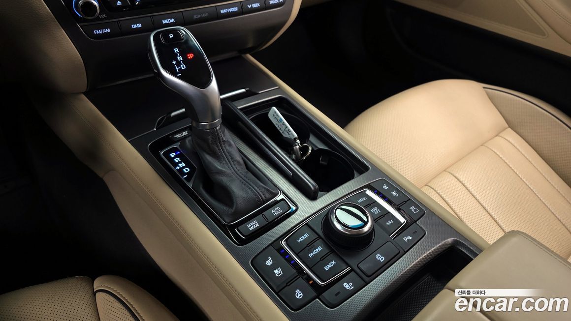 Hyundai Genesis 2016