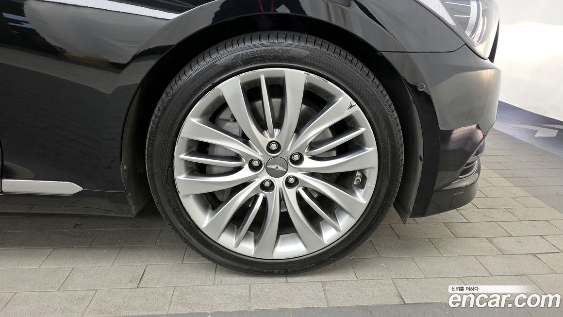 Hyundai Genesis 2016