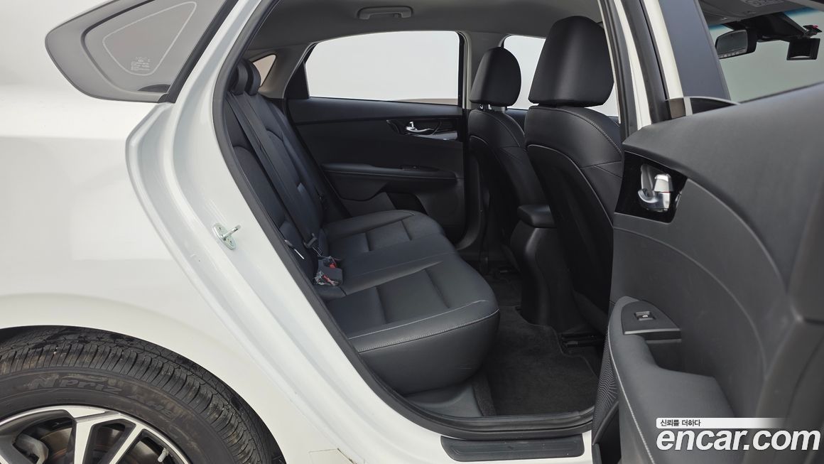 Kia K3 2023