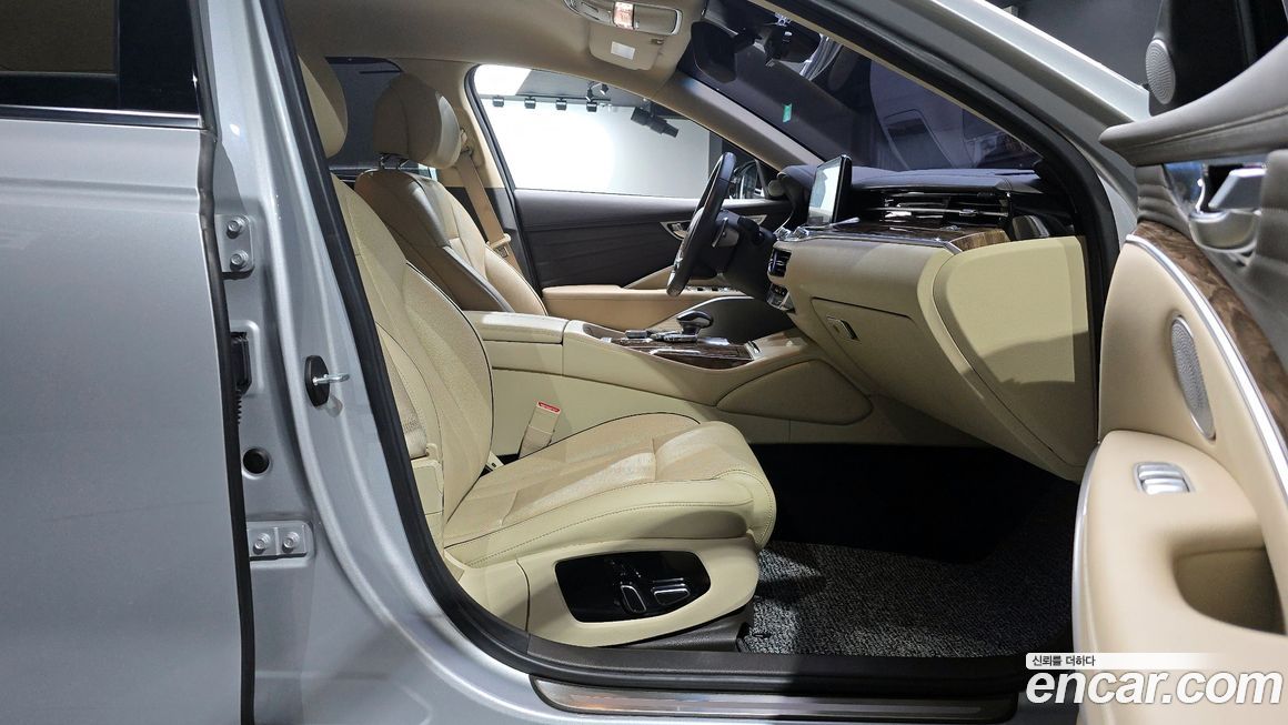 Kia K9 2019