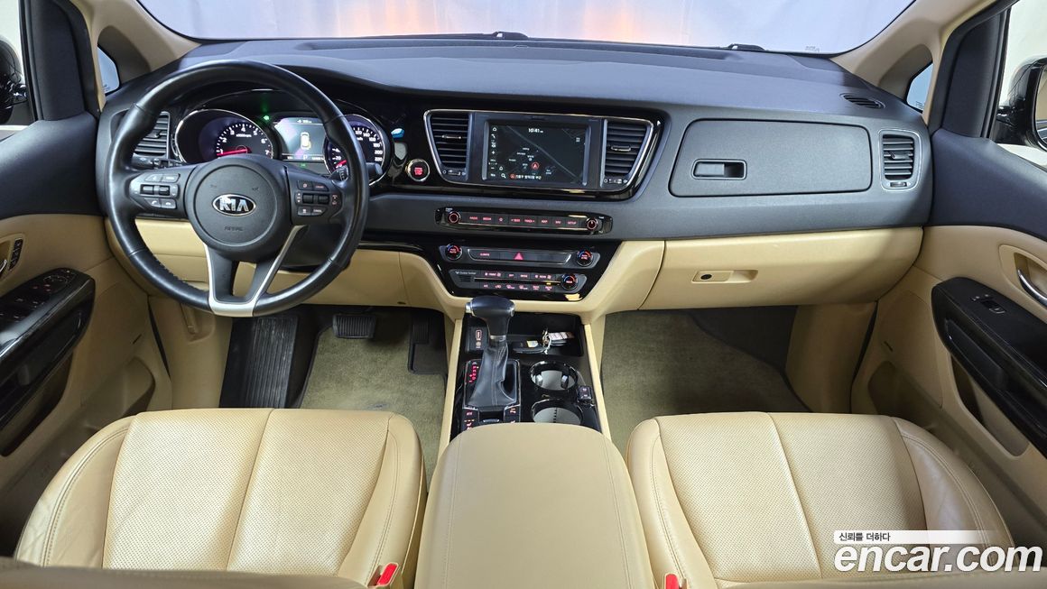 Kia Canival 2019