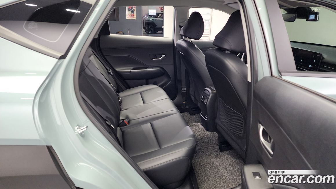 Hyundai Kona 2025