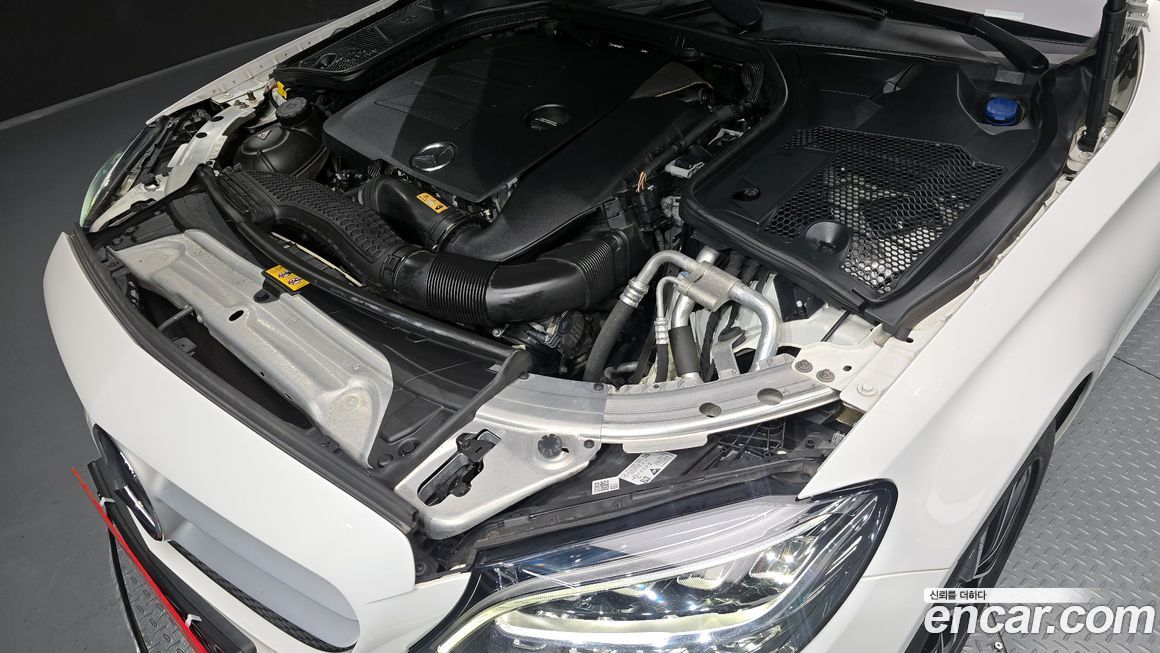 Mercedes-Benz C-Class 2020