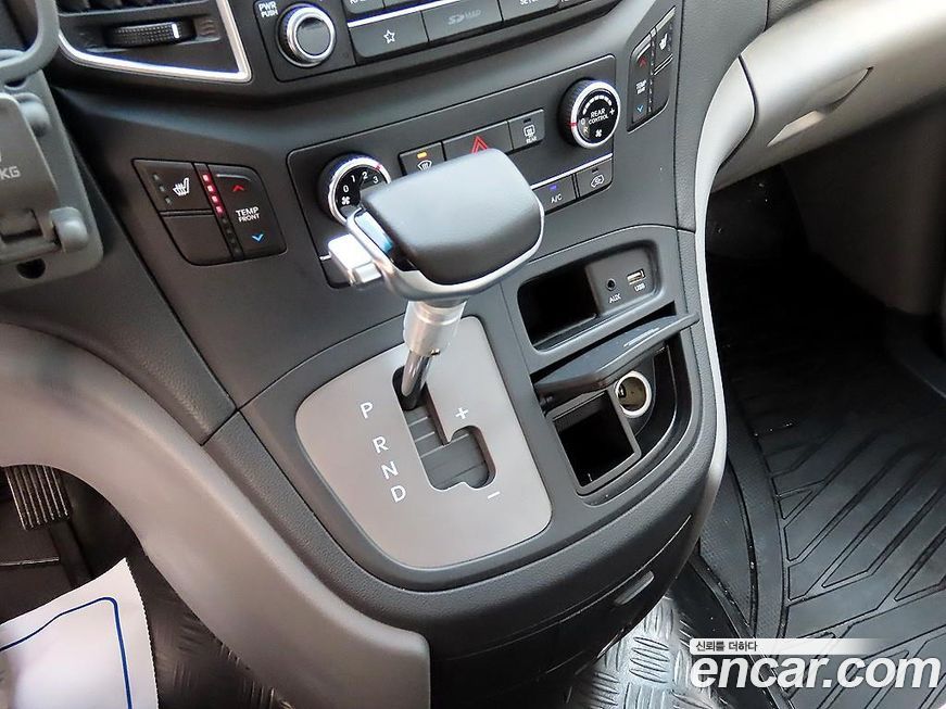 Hyundai Starex 2019