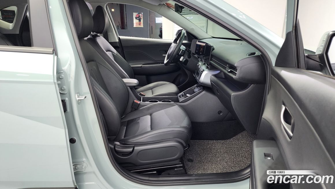 Hyundai Kona 2025