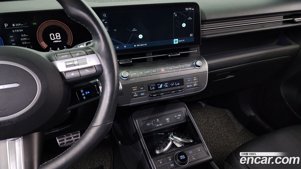 Hyundai Kona 2025