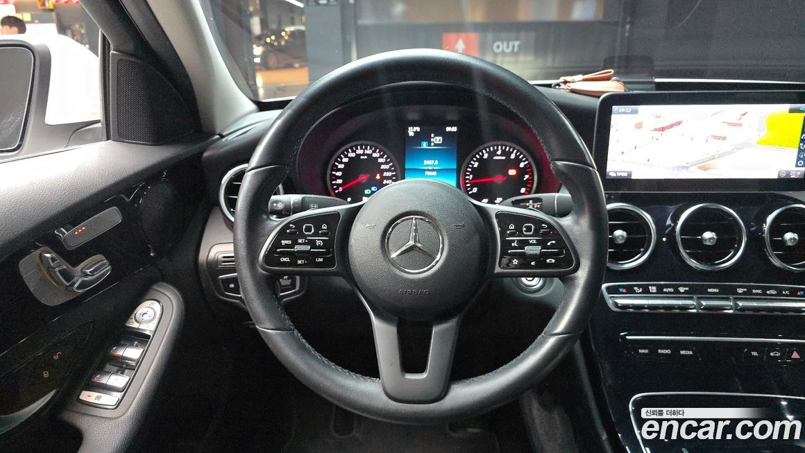 Mercedes-Benz C-Class 2020