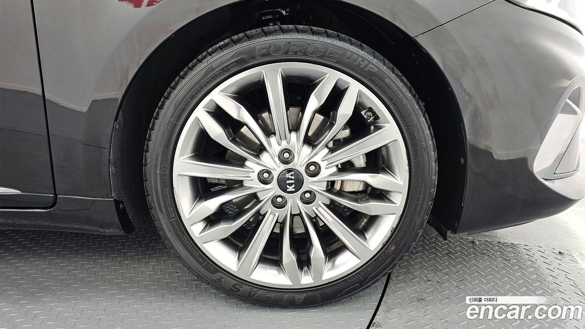 Kia K7 2021