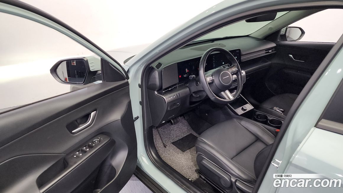 Hyundai Kona 2025