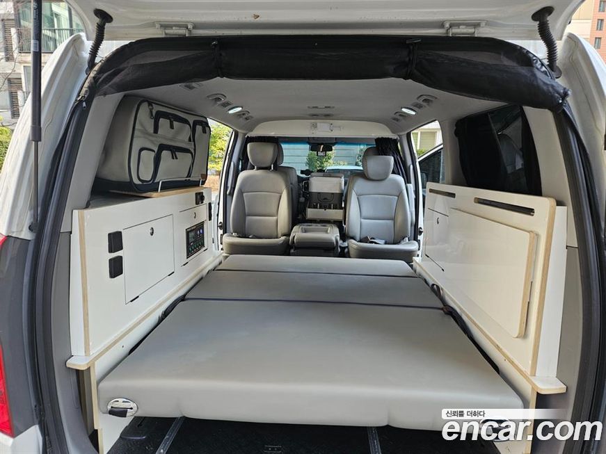 Hyundai Starex 2019