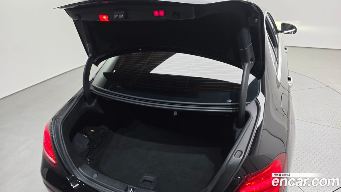 Mercedes-Benz E-Class 2017