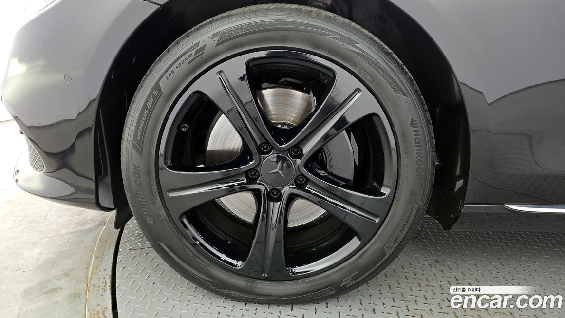 Mercedes-Benz E-Class 2017