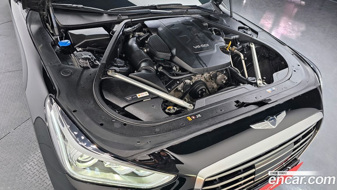 Genesis EQ900 2016