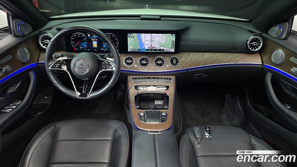 Mercedes-Benz E-Class 2021