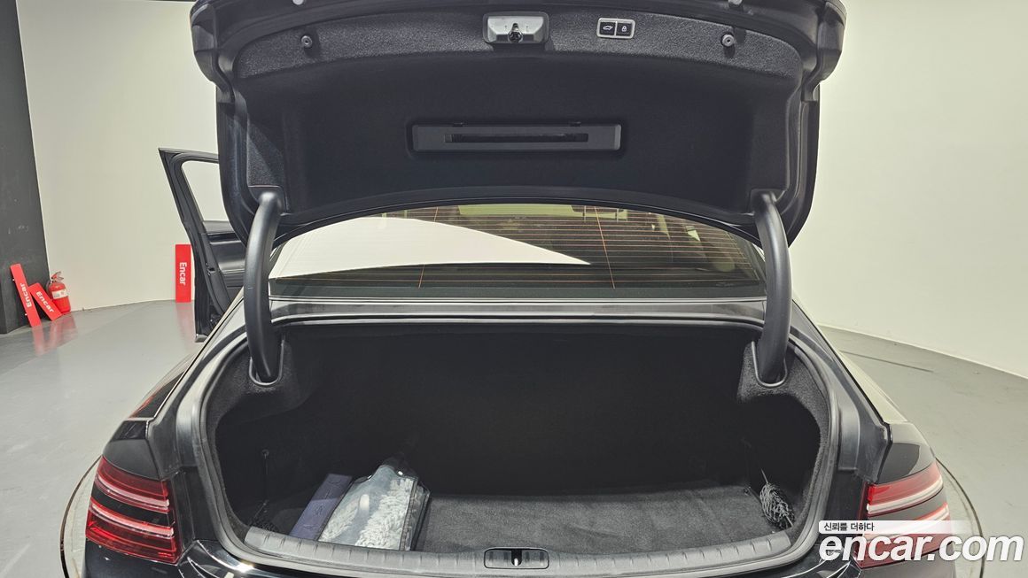 Genesis G80 2021