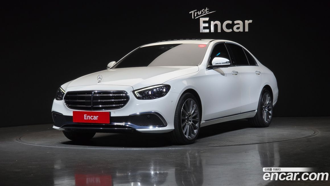 Mercedes-Benz E-Class 2021