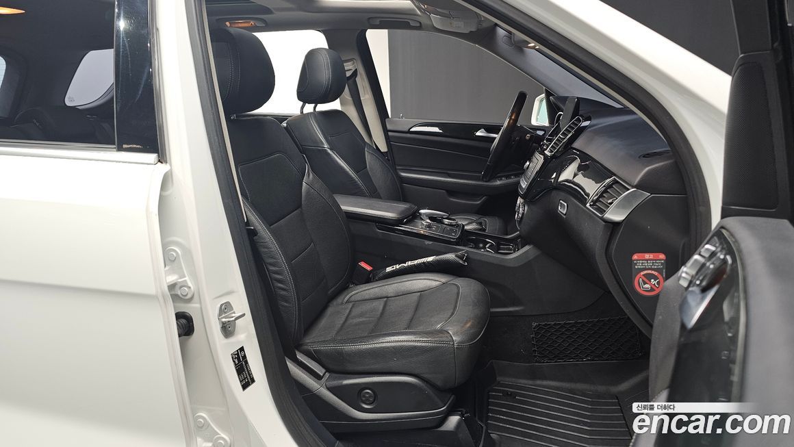 Mercedes-Benz GLE-Class 2017