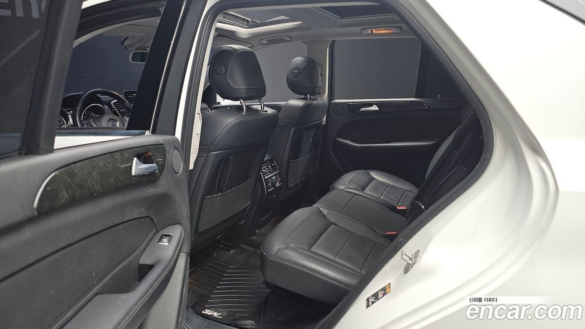 Mercedes-Benz GLE-Class 2017