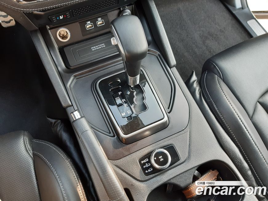 KG_Mobility_Ssangyong Rexton 2022