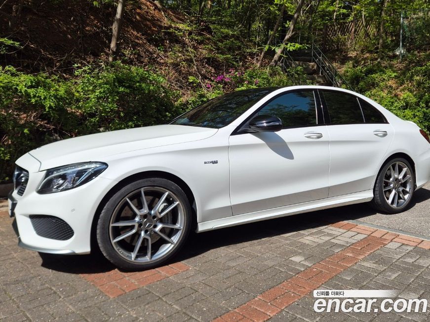 Mercedes-Benz C-Class 2018
