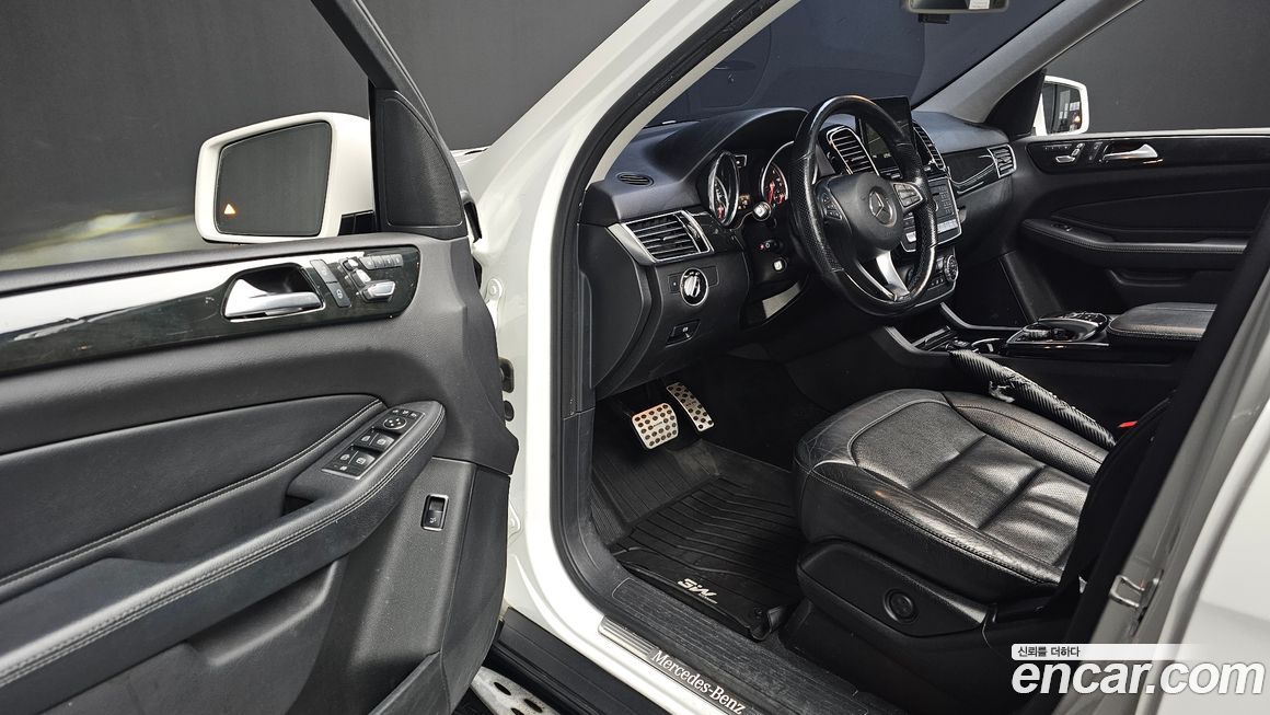 Mercedes-Benz GLE-Class 2017