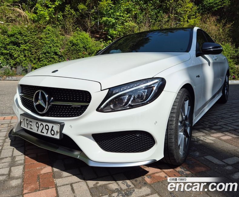 Mercedes-Benz C-Class 2018