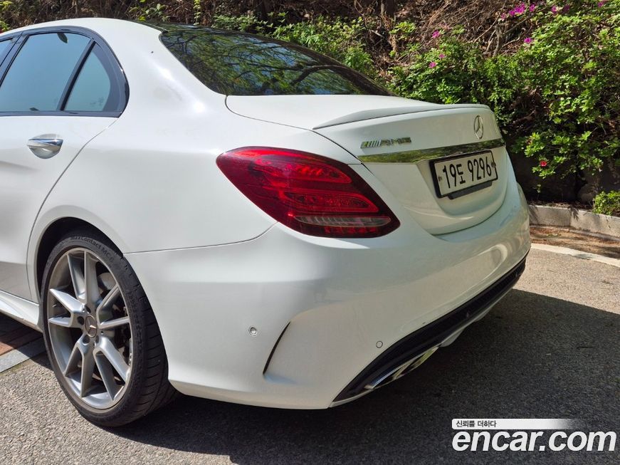 Mercedes-Benz C-Class 2018