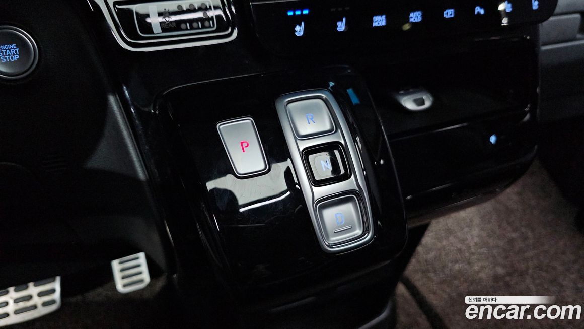 Hyundai Staria 2022