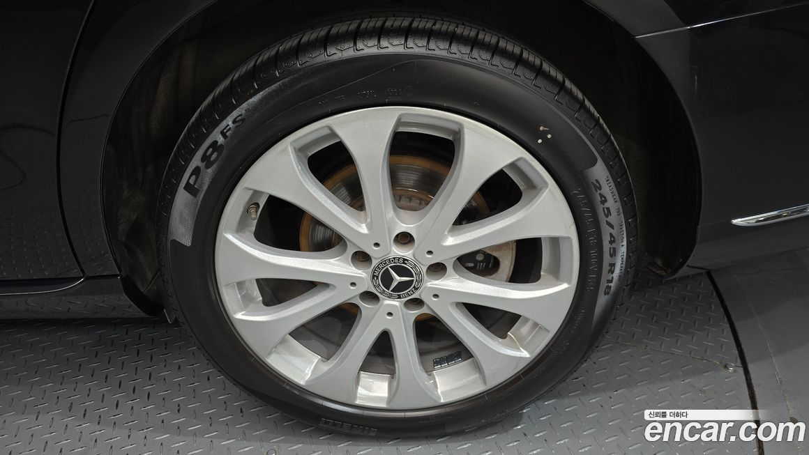 Mercedes-Benz E-Class 2020