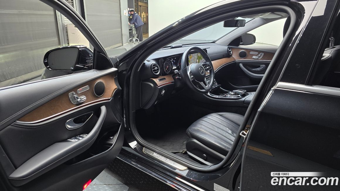 Mercedes-Benz E-Class 2020