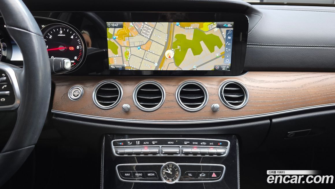 Mercedes-Benz E-Class 2020