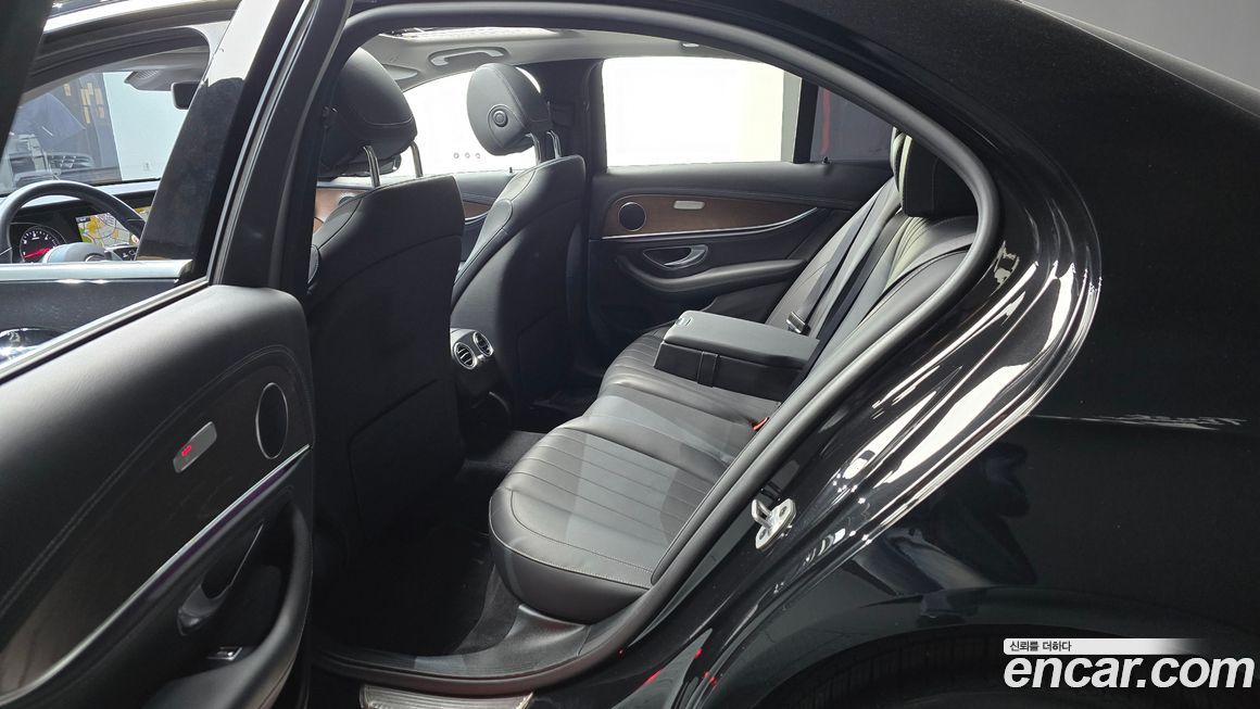 Mercedes-Benz E-Class 2020