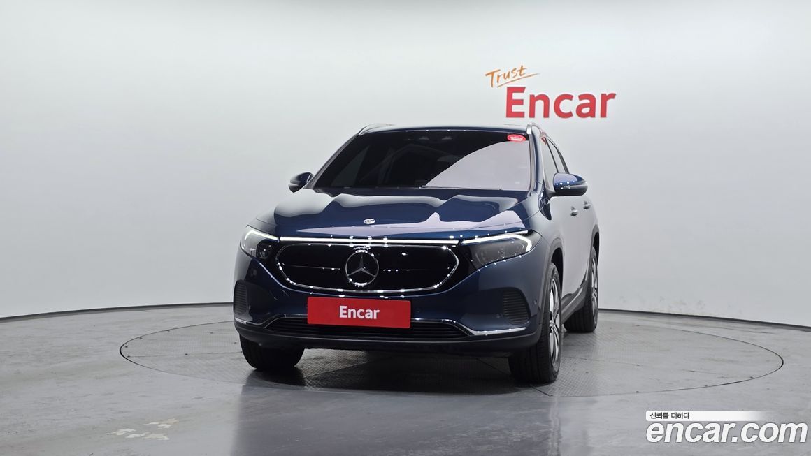 Mercedes-Benz EQA 2021