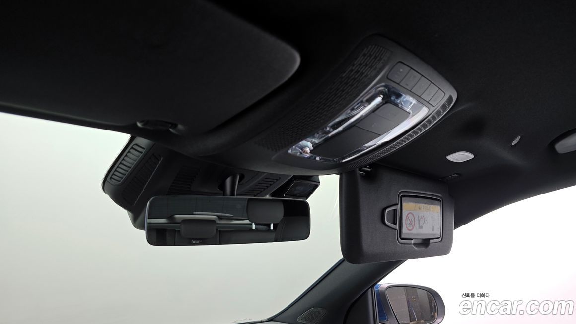 Mercedes-Benz EQA 2021