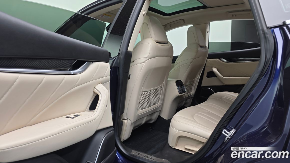 Maserati Levante 2019