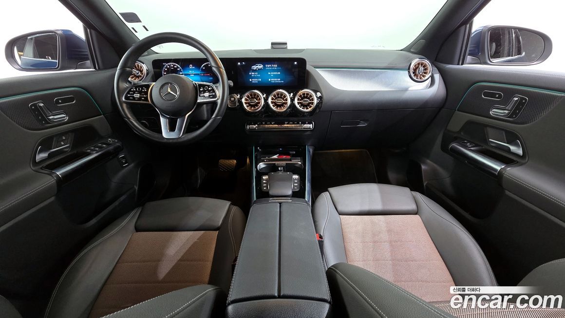 Mercedes-Benz EQA 2021