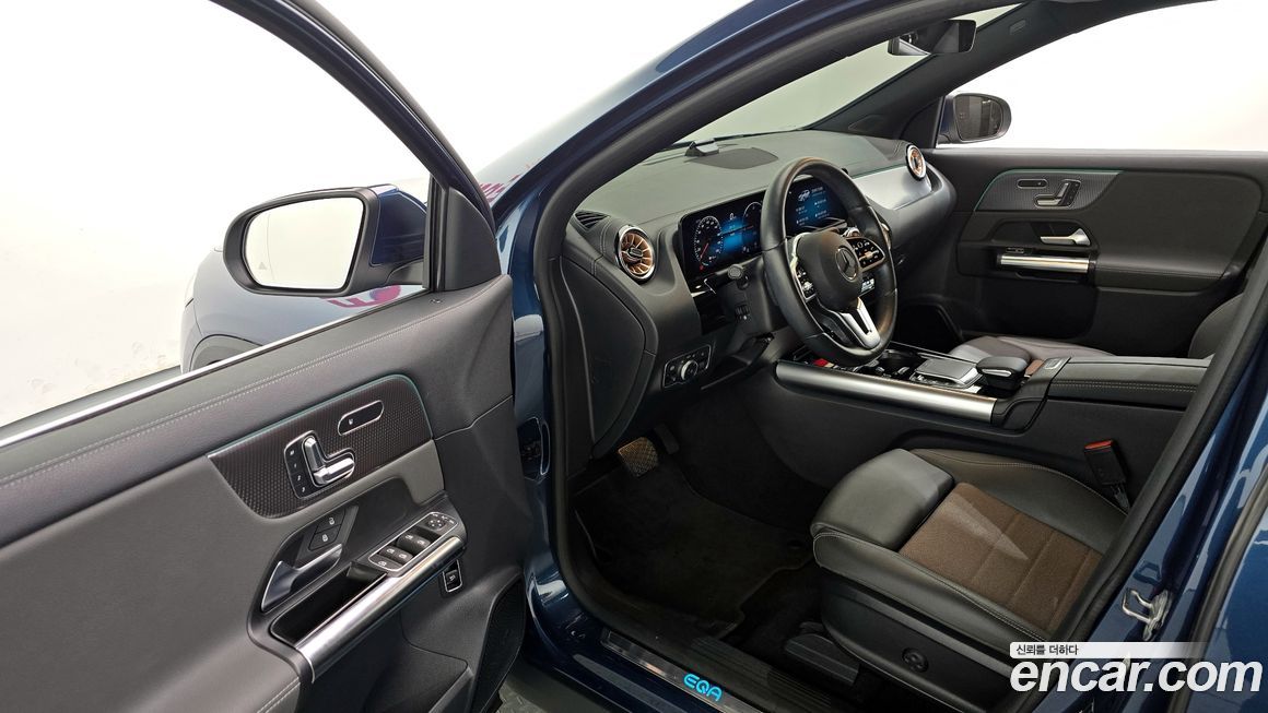 Mercedes-Benz EQA 2021