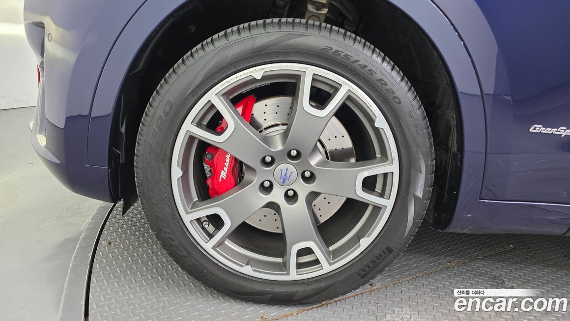 Maserati Levante 2019