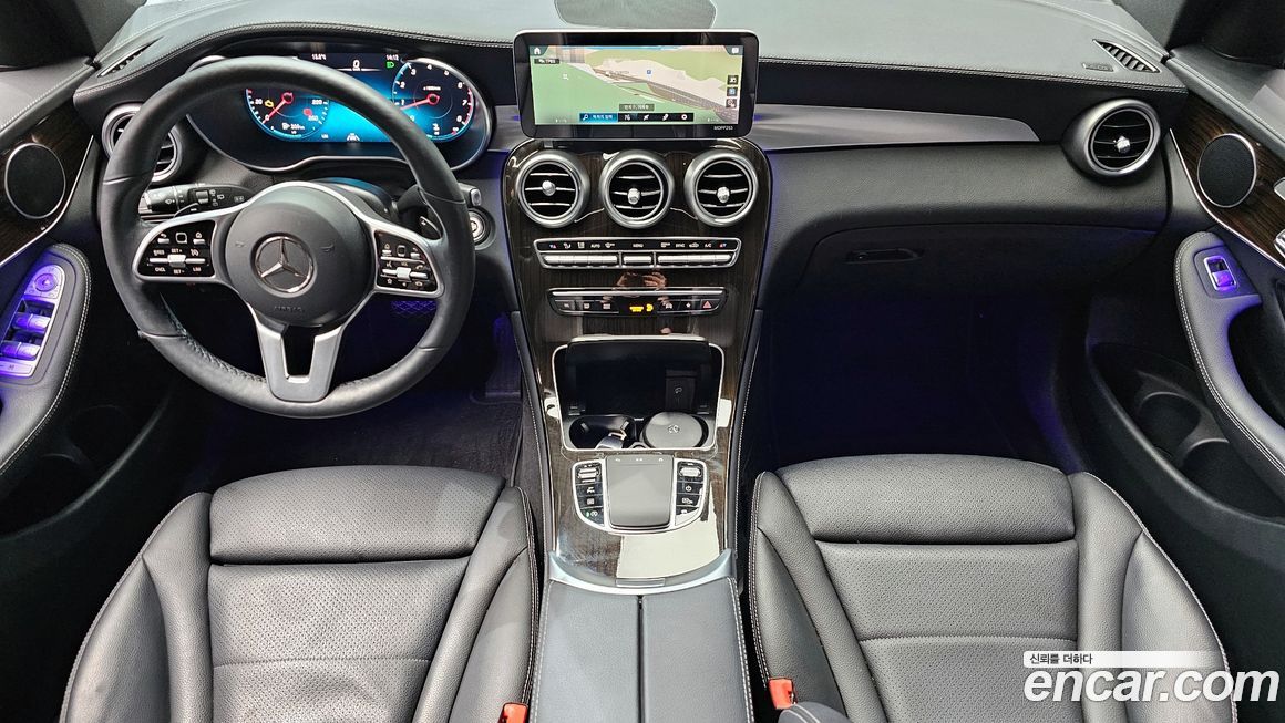 Mercedes-Benz GLC-Class 2020