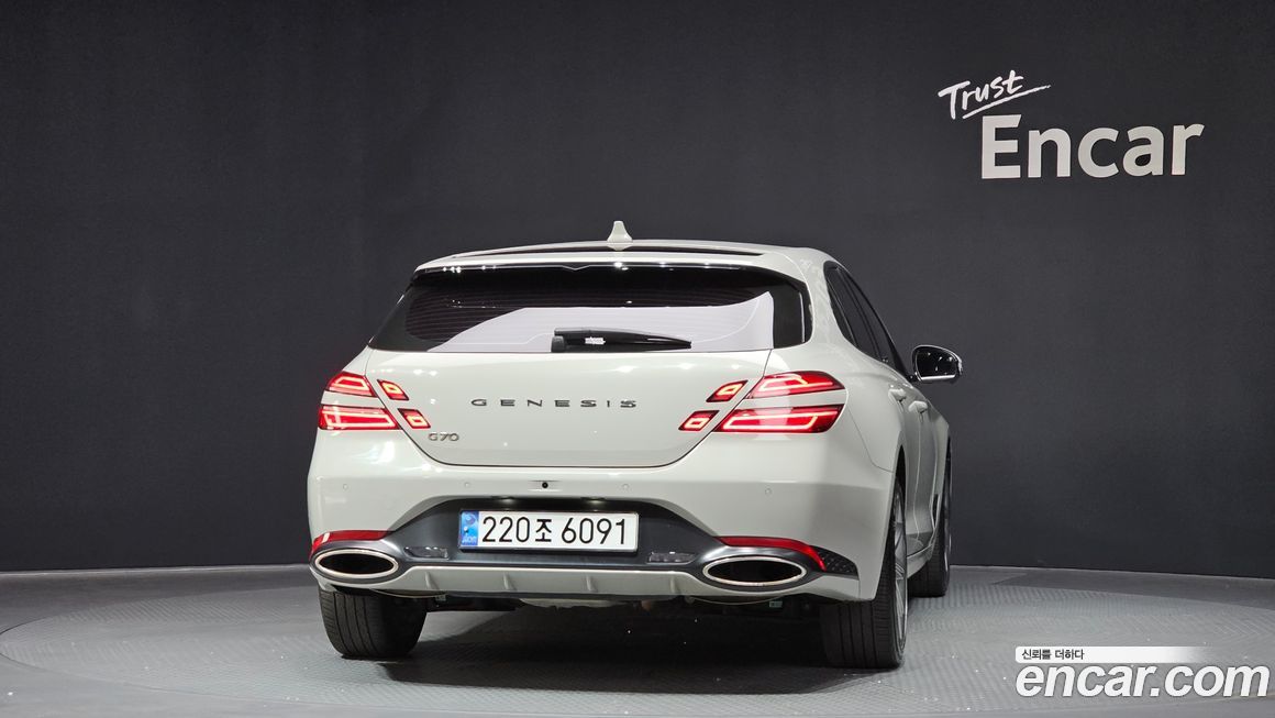 Genesis G70 2024