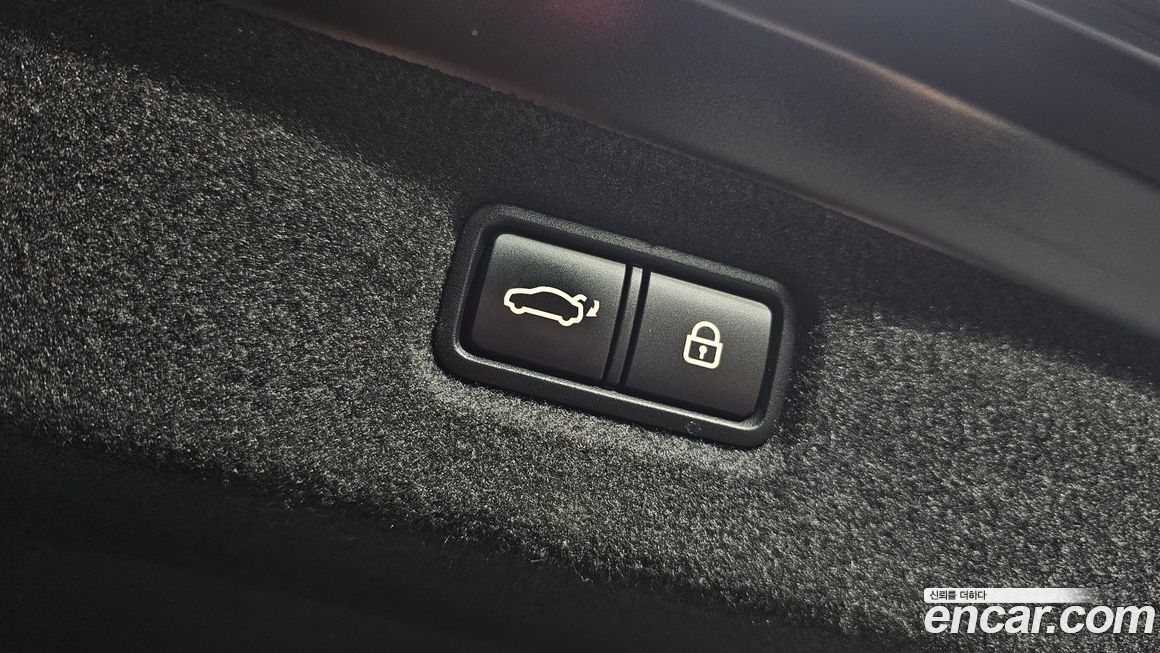 Genesis G90 2021