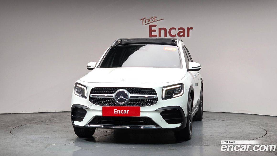 Mercedes-Benz GLB-Class 2021