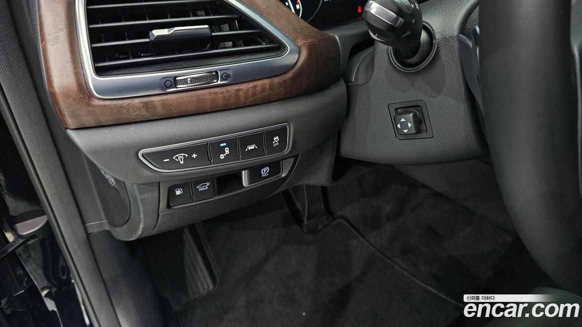 Genesis G90 2021