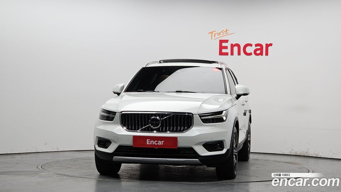 Volvo XC40 2021