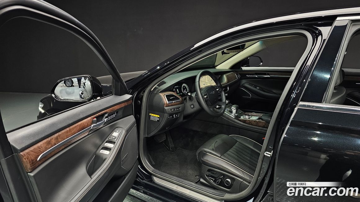 Genesis G90 2021