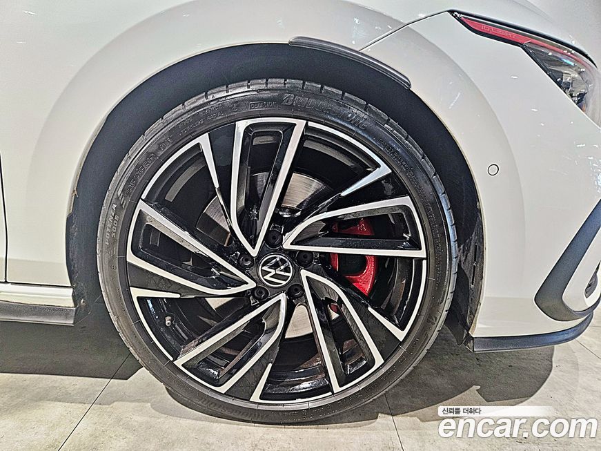 Volkswagen Golf 2024