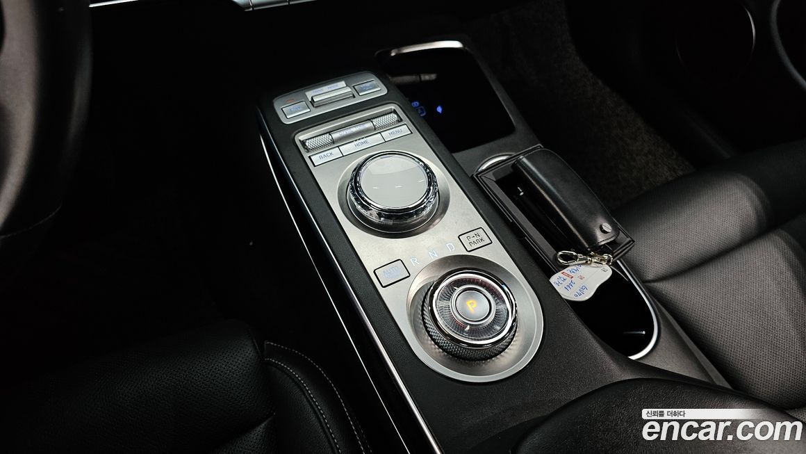 Genesis GV70 2021