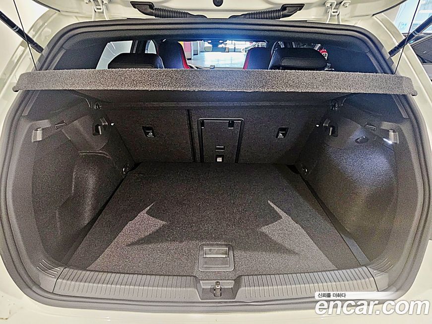 Volkswagen Golf 2024