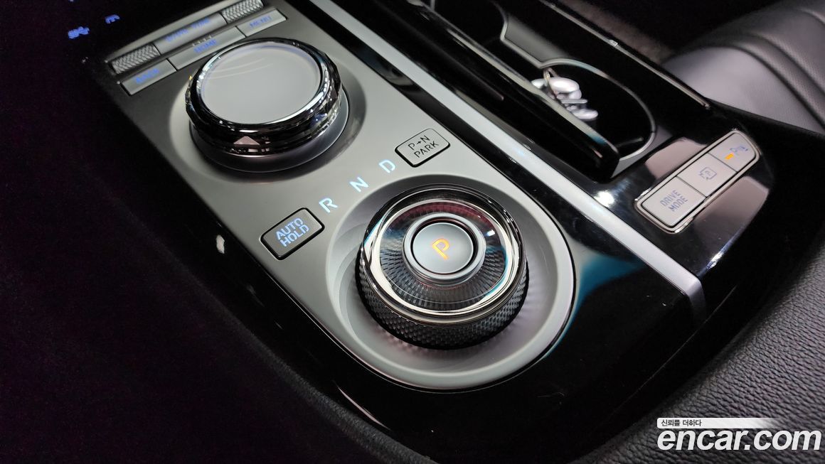 Genesis G80 2023